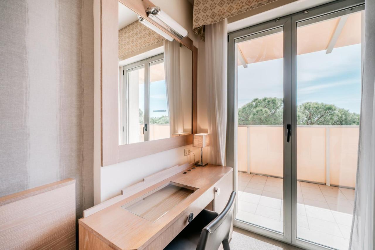 Hotel Europa Lignano Sabbiadoro Esterno foto