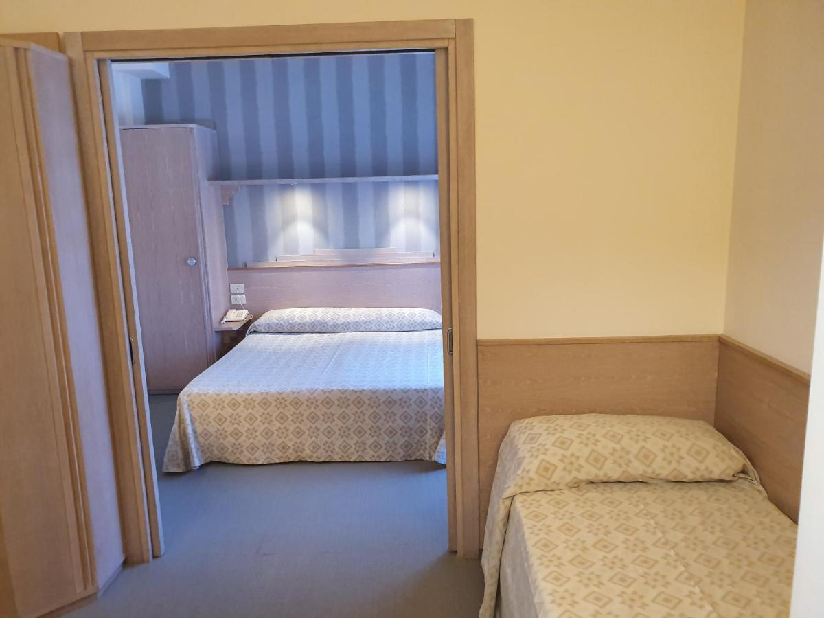 Hotel Europa Lignano Sabbiadoro Esterno foto